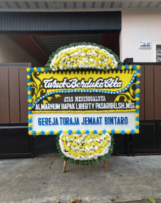 Papan Bunga Duka di Gane Timur