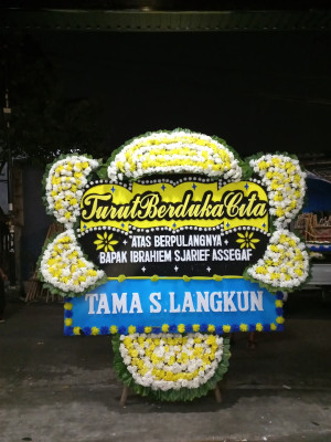 Papan Bunga Duka di Gane Timur